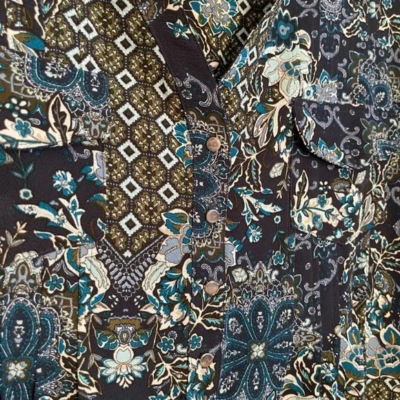 SOLD IN AUCTION ~ AVENUE Abstract Floral Navy Blue Button Henley 18/20 - Picture 6 of 11